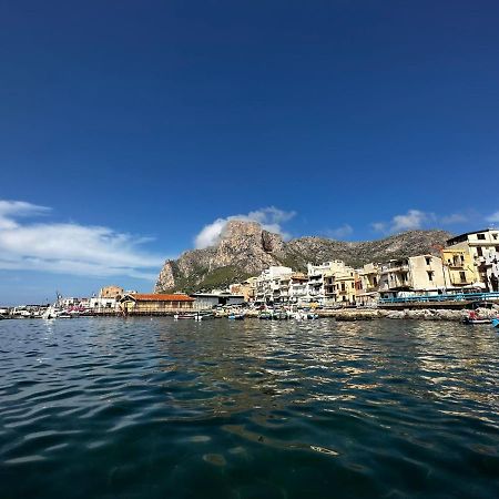 Апартаменти Casa Vacanze La Rocca 2 Палермо Екстер'єр фото