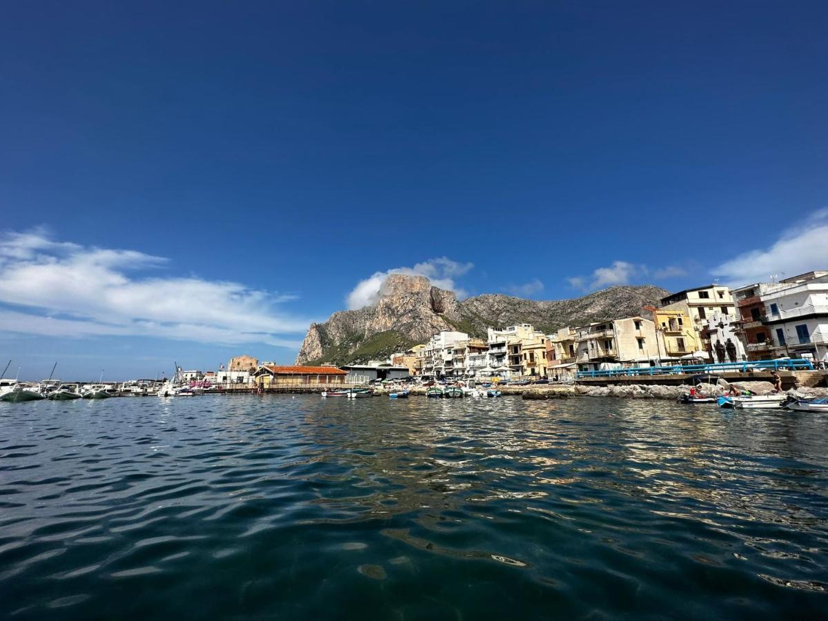 Апартаменти Casa Vacanze La Rocca 2 Палермо Екстер'єр фото